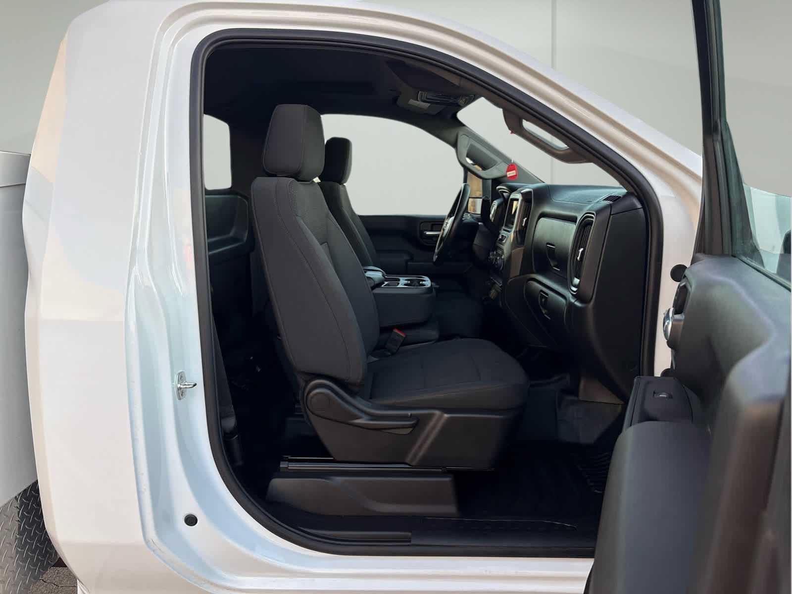 Used 2025 Chevrolet Silverado 2500 W/T RWD image 21