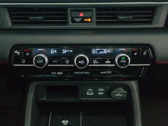 Used 2025 Honda Pilot Black Edition image 19