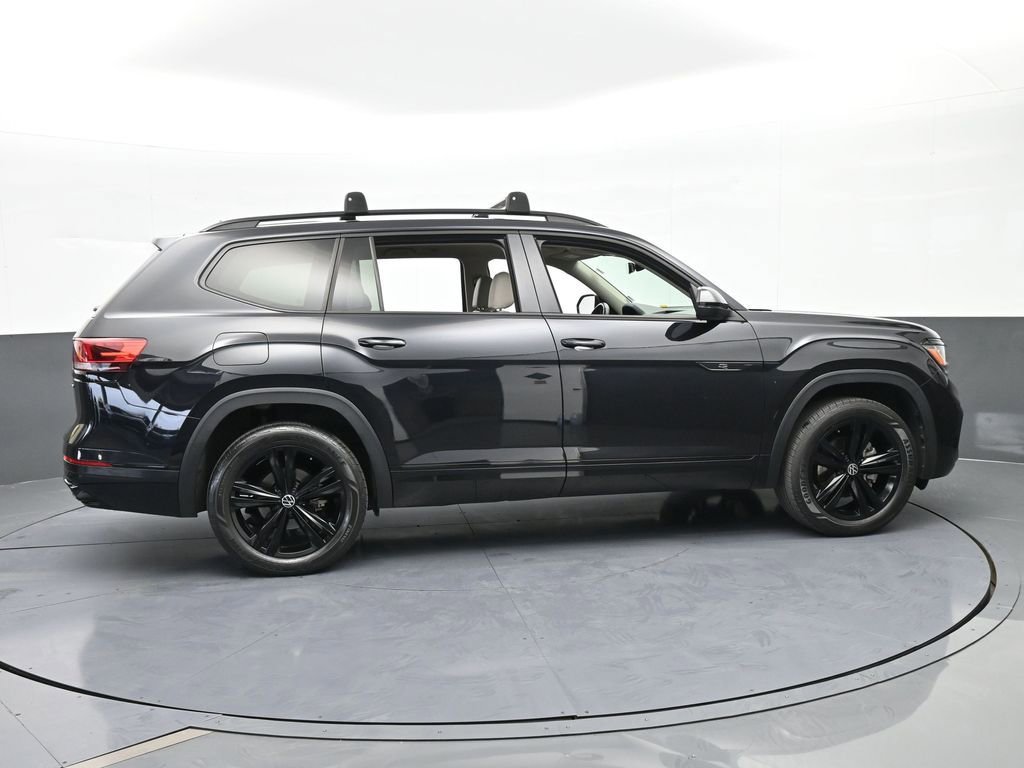 Used 2023 Volkswagen Atlas SEL R-Line image 7