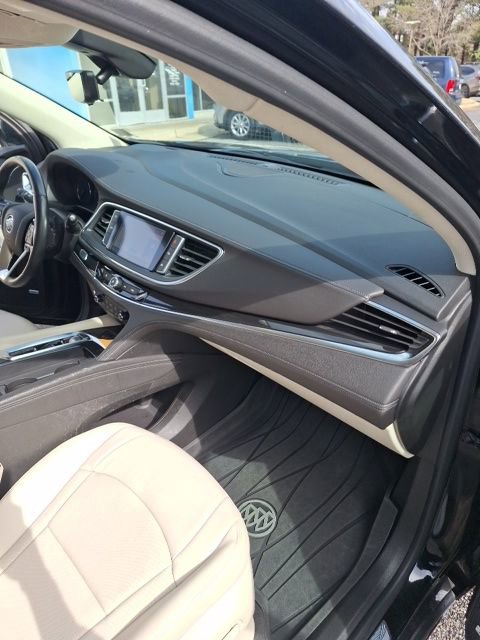Used 2023 Buick Enclave Premium w/ Experience Buick Package image 21