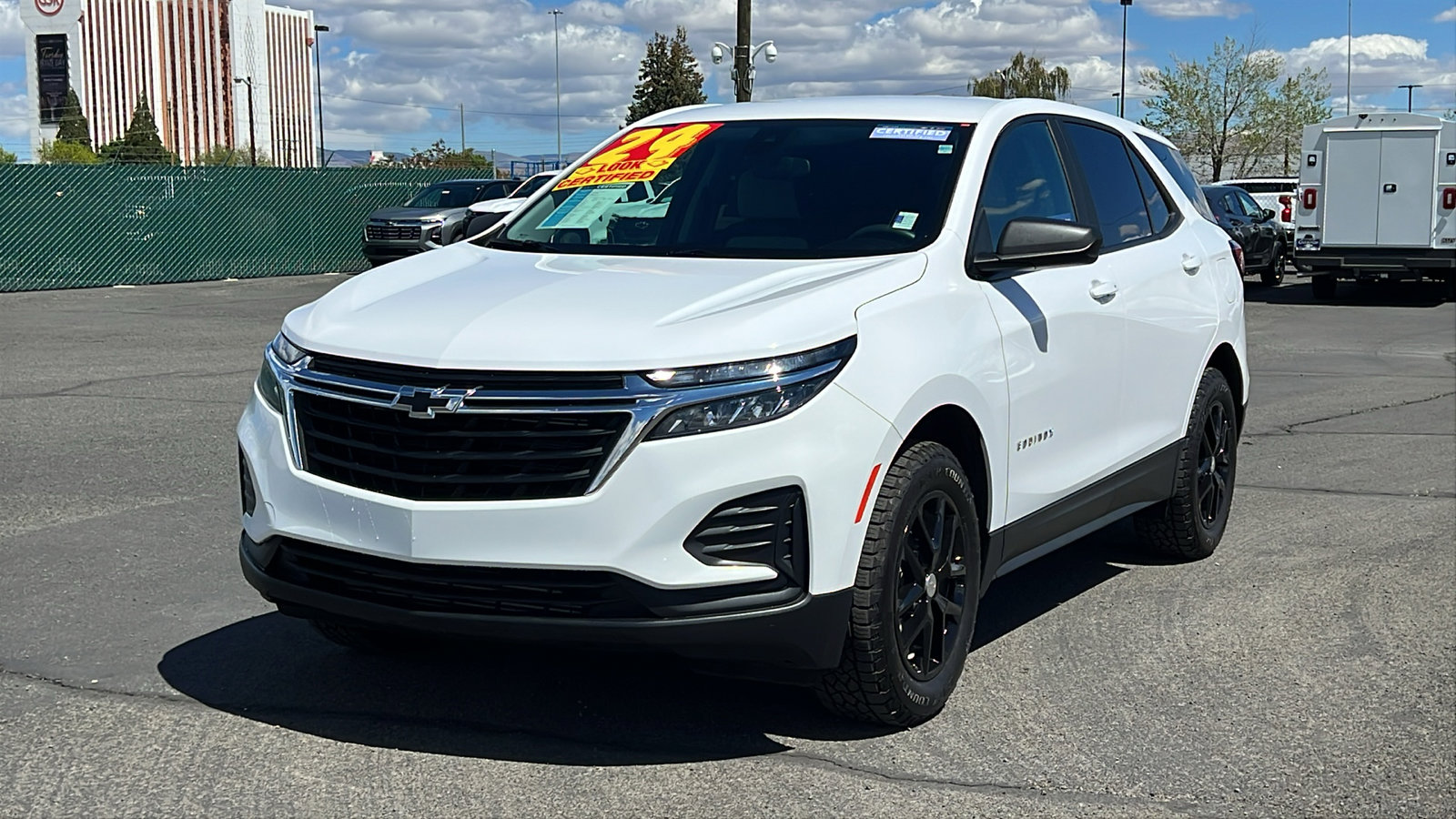 Certified 2024 Chevrolet Equinox LS w/ LS Convenience Package AWD/4WD image 1