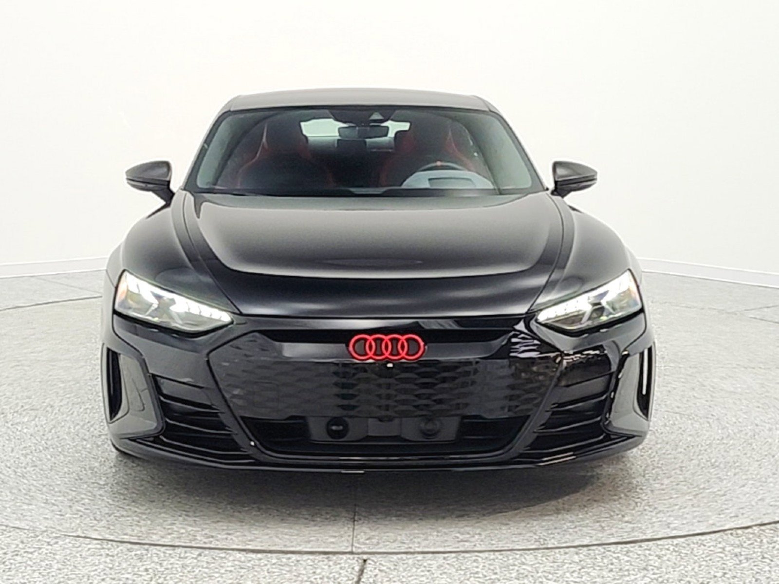 Used 2023 Audi RS e-tron GT image 2