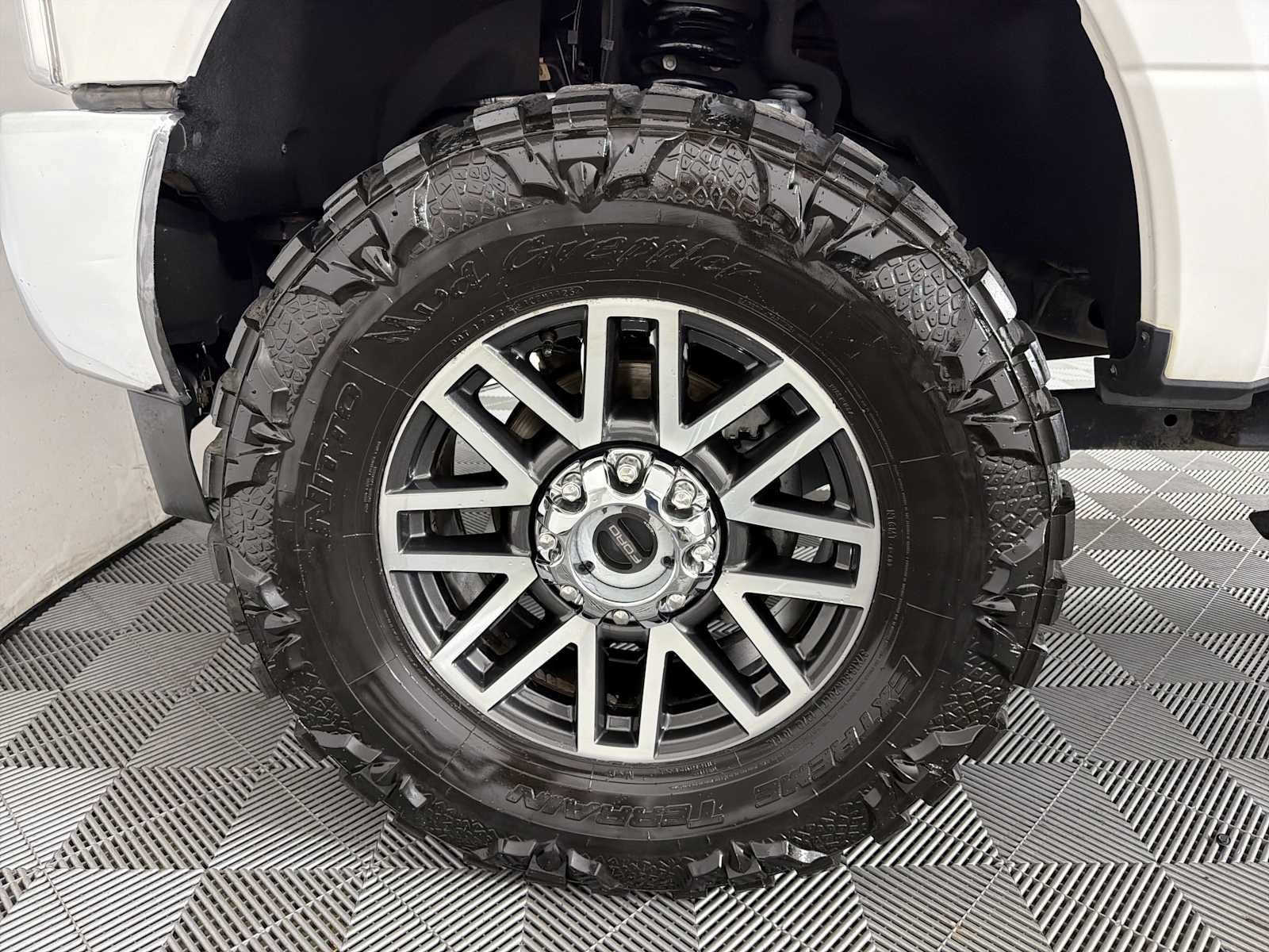 Used 2019 Ford F350 Lariat w/ Lariat Ultimate Package AWD/4WD image 10