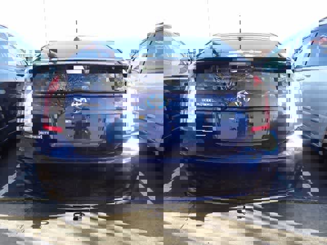 Used 2015 Toyota Prius Three w/ Solar Roof Package image 5