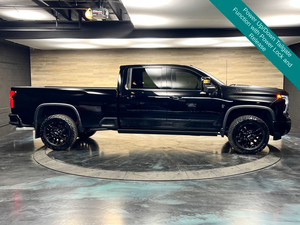 Used 2025 Chevrolet Silverado 2500 High Country w/ High Country Premium Package AWD/4WD image 27