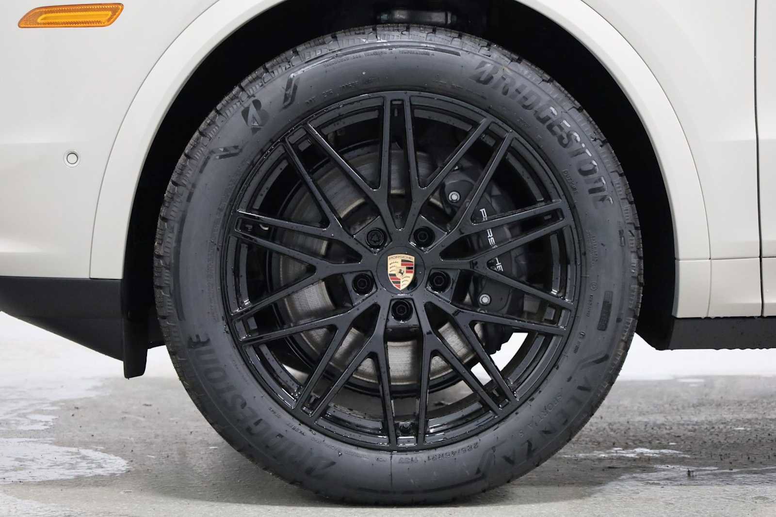 New 2026 Porsche Cayenne AWD/4WD image 38