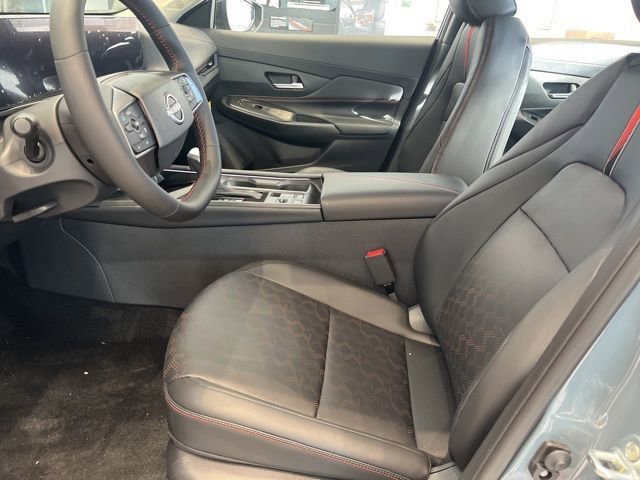 New 2026 Nissan Sentra SR w/ SR Premium Package FWD image 9