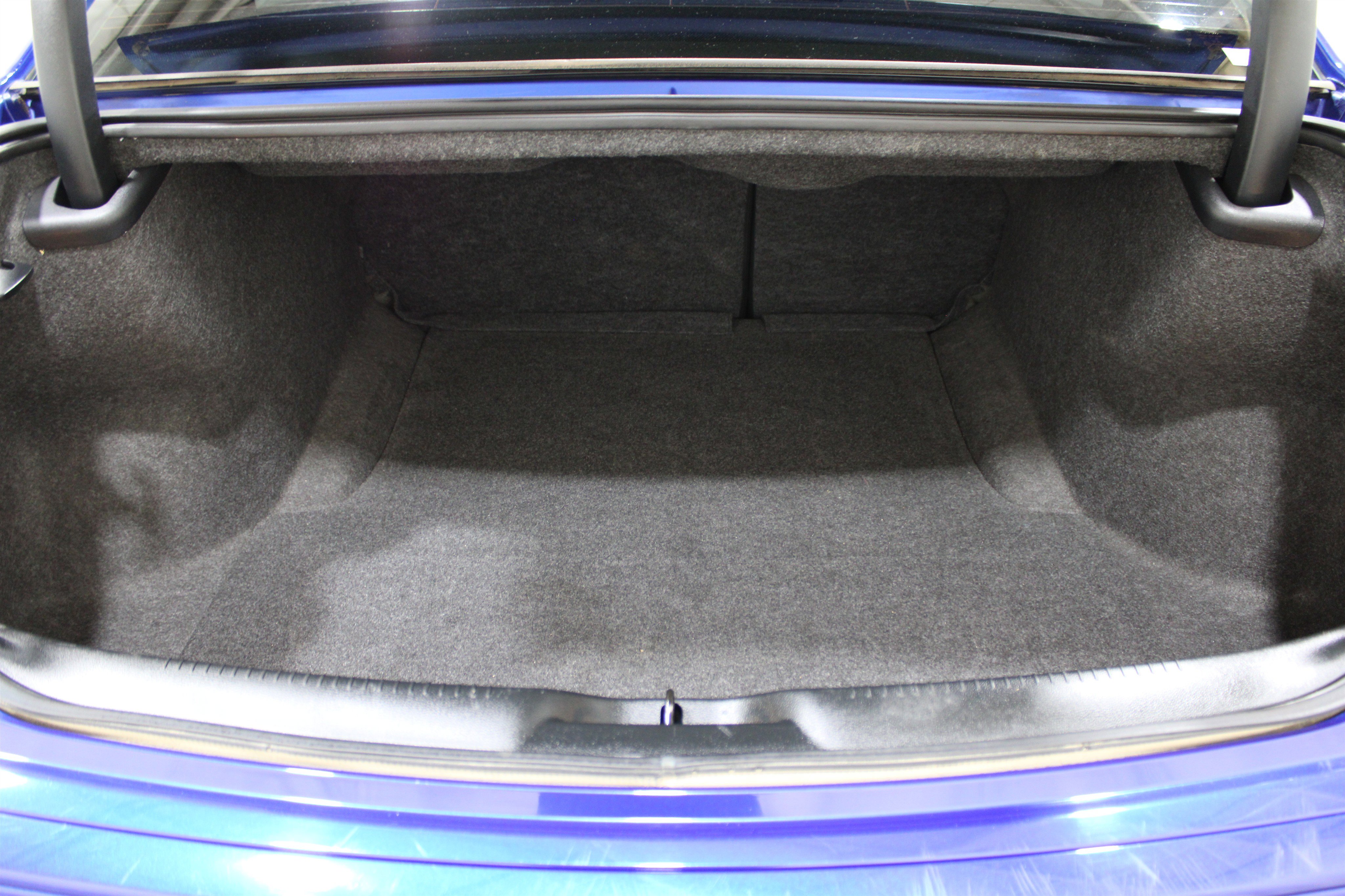 Used 2018 Chrysler 300 Touring w/ Sport Appearance Package image 25