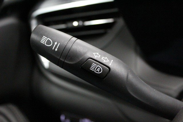 Certified 2024 Buick Encore GX Sport Touring image 21