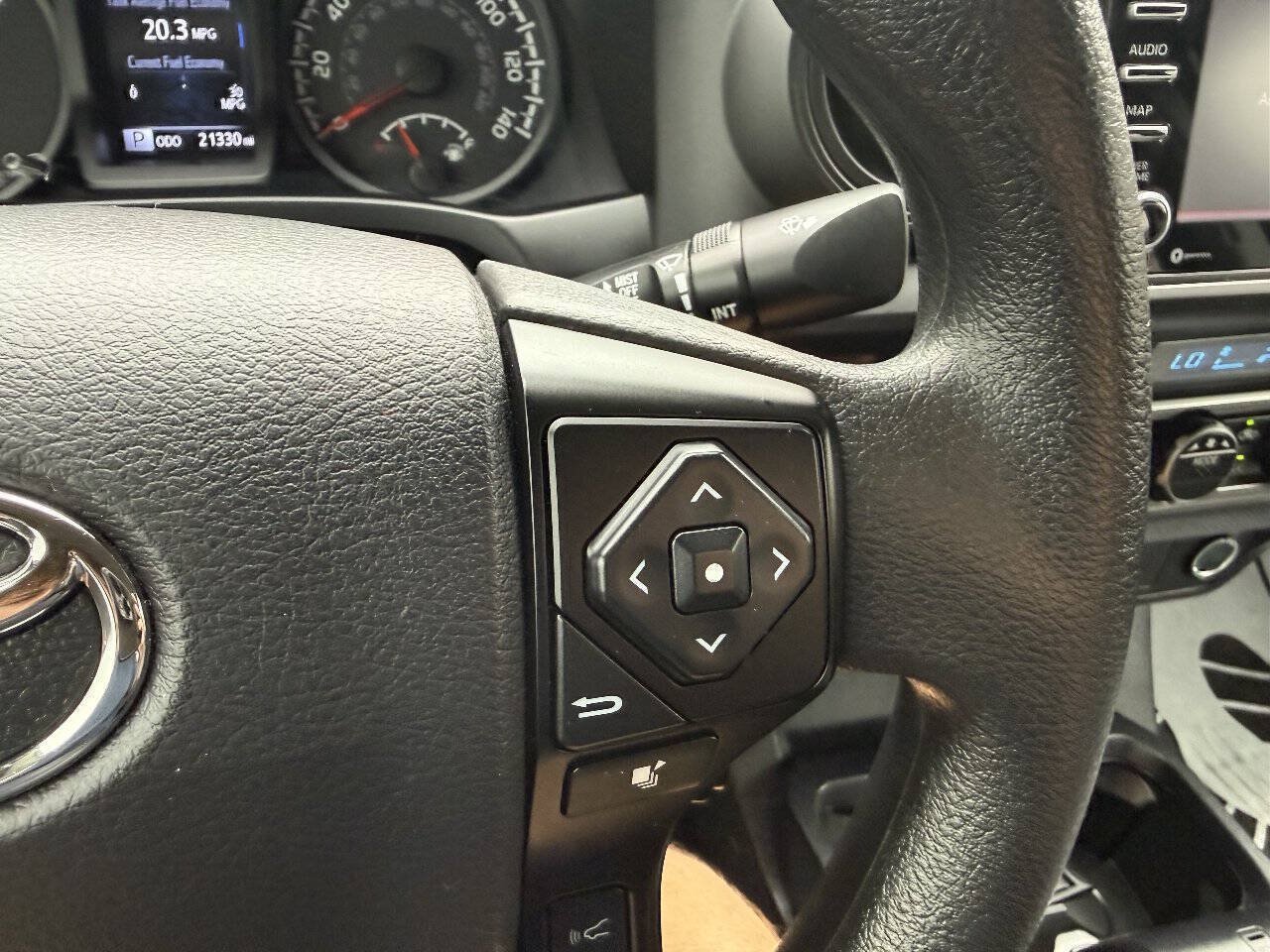 Used 2023 Toyota Tacoma SR AWD/4WD image 32