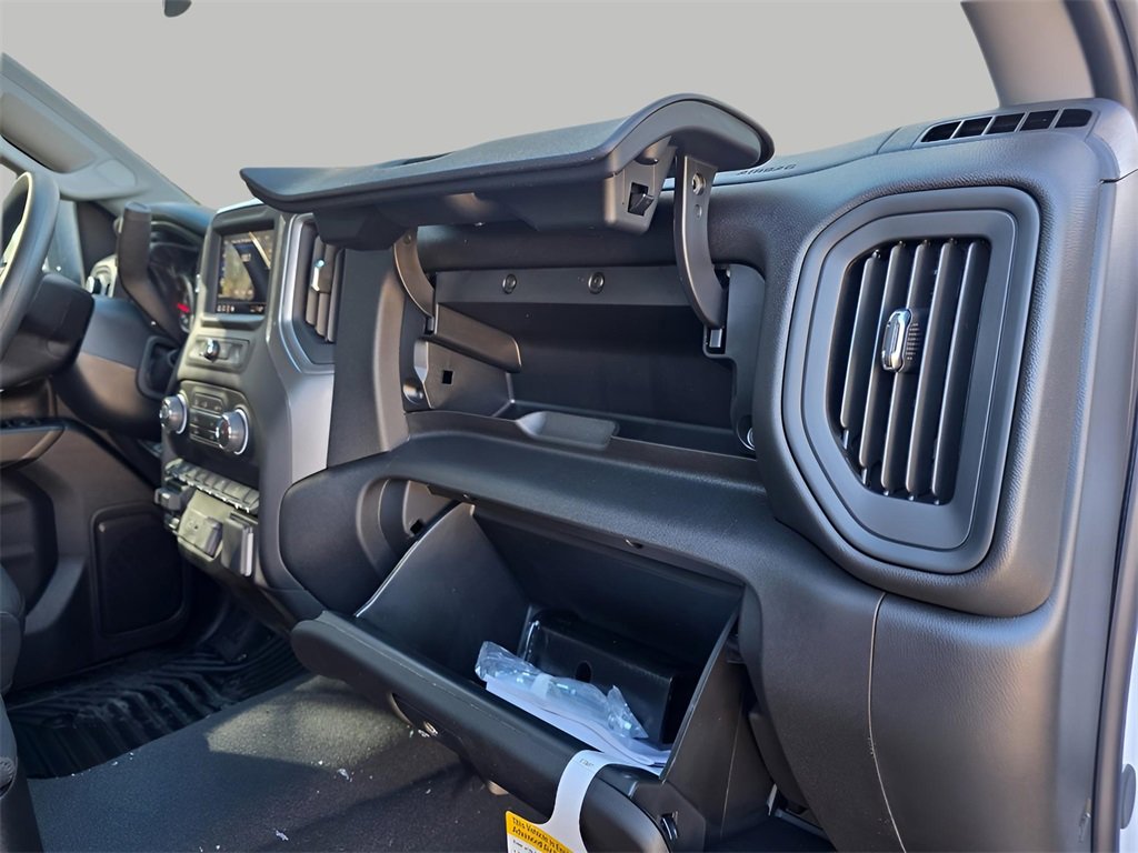 New 2026 Chevrolet Silverado 2500 Custom w/ Custom Value Package image 15