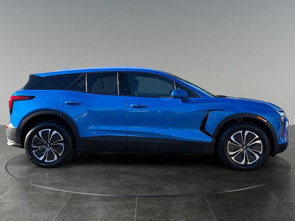 Used 2024 Chevrolet Blazer EV LT AWD/4WD image 10