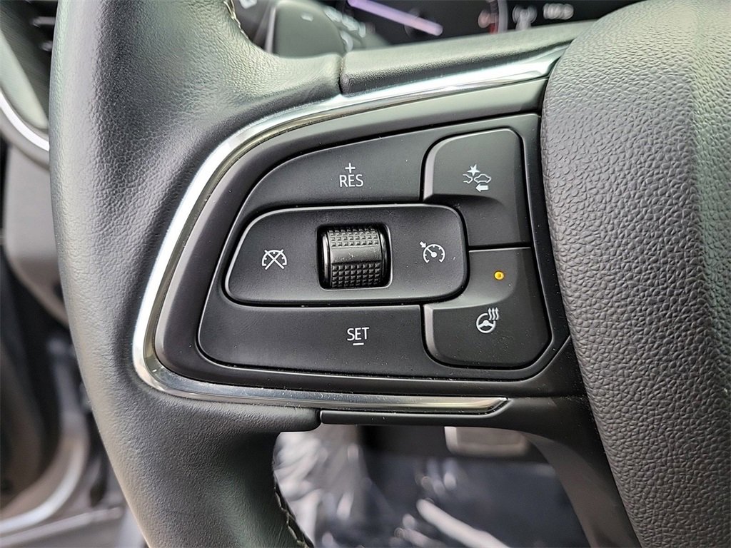 Used 2022 Buick Envision Essence w/ Sport Touring Package image 21