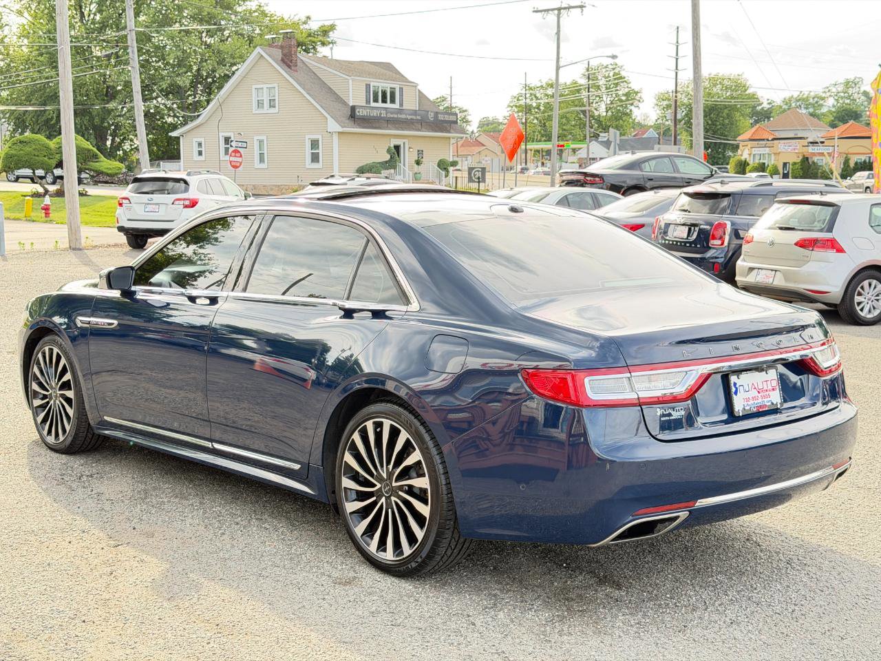 Used 2017 Lincoln Continental Black Label w/ Technology Package AWD/4WD image 6