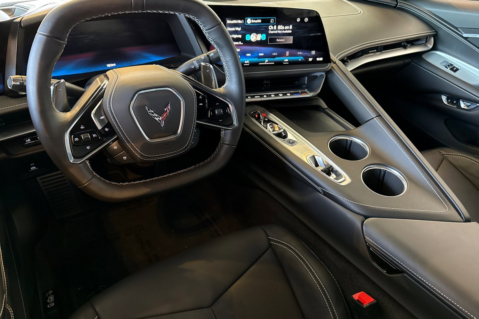 Used 2023 Chevrolet Corvette Stingray Premium Cpe w/ Z51 Performance Package RWD image 16