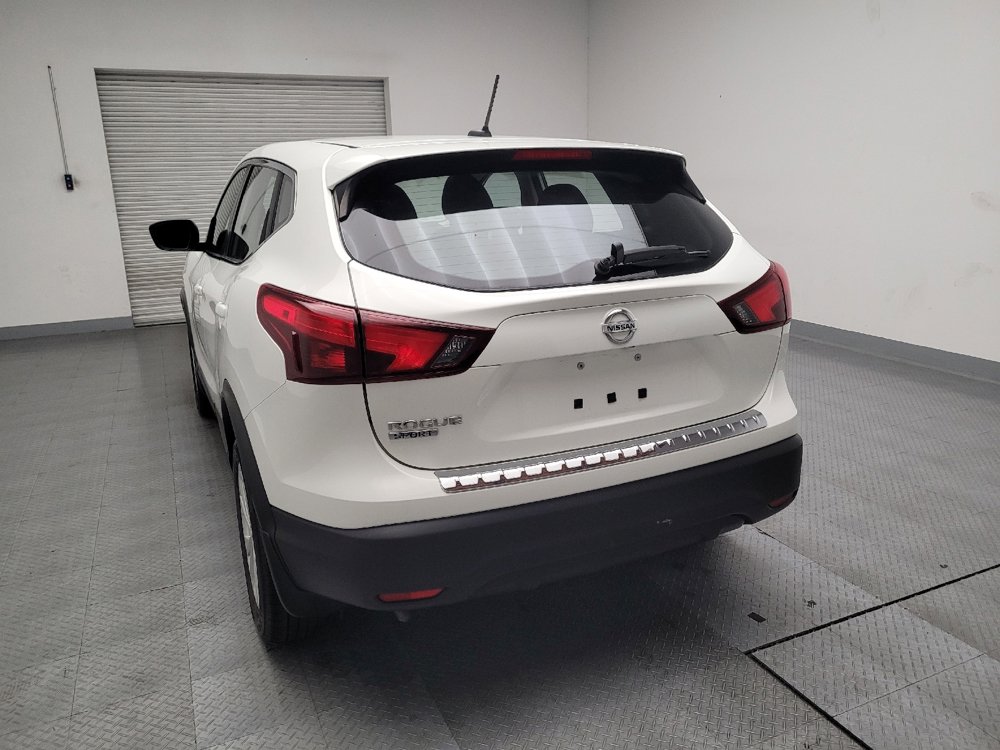 Used 2018 Nissan Rogue Sport S w/ S Appearance Package image 6