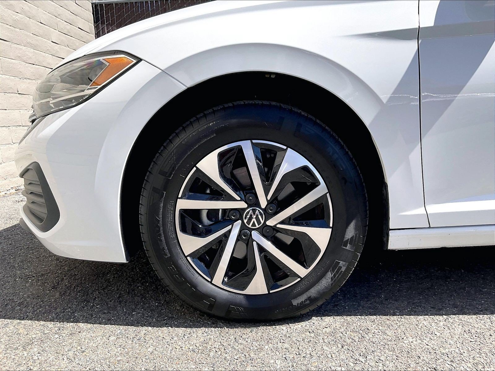 Certified 2024 Volkswagen Jetta S FWD image 8
