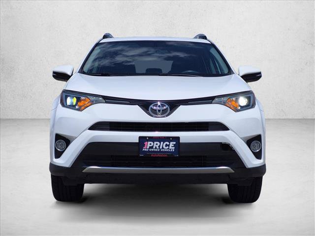 Used 2016 Toyota RAV4 XLE FWD image 2