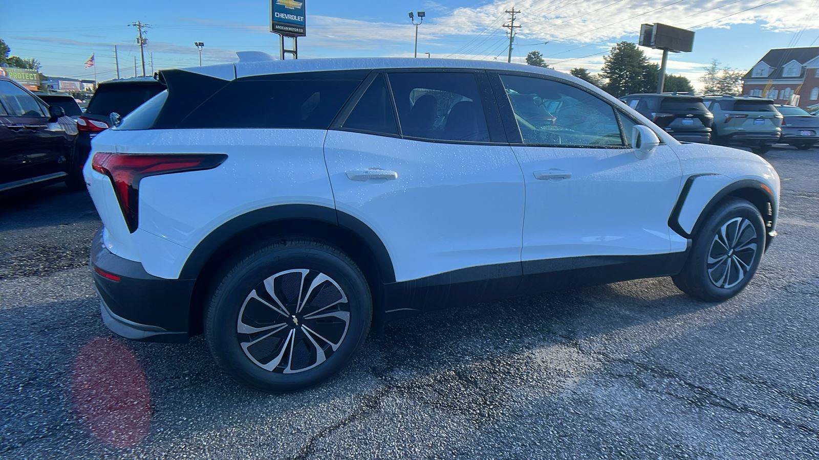 New 2026 Chevrolet Blazer EV LT AWD/4WD image 5