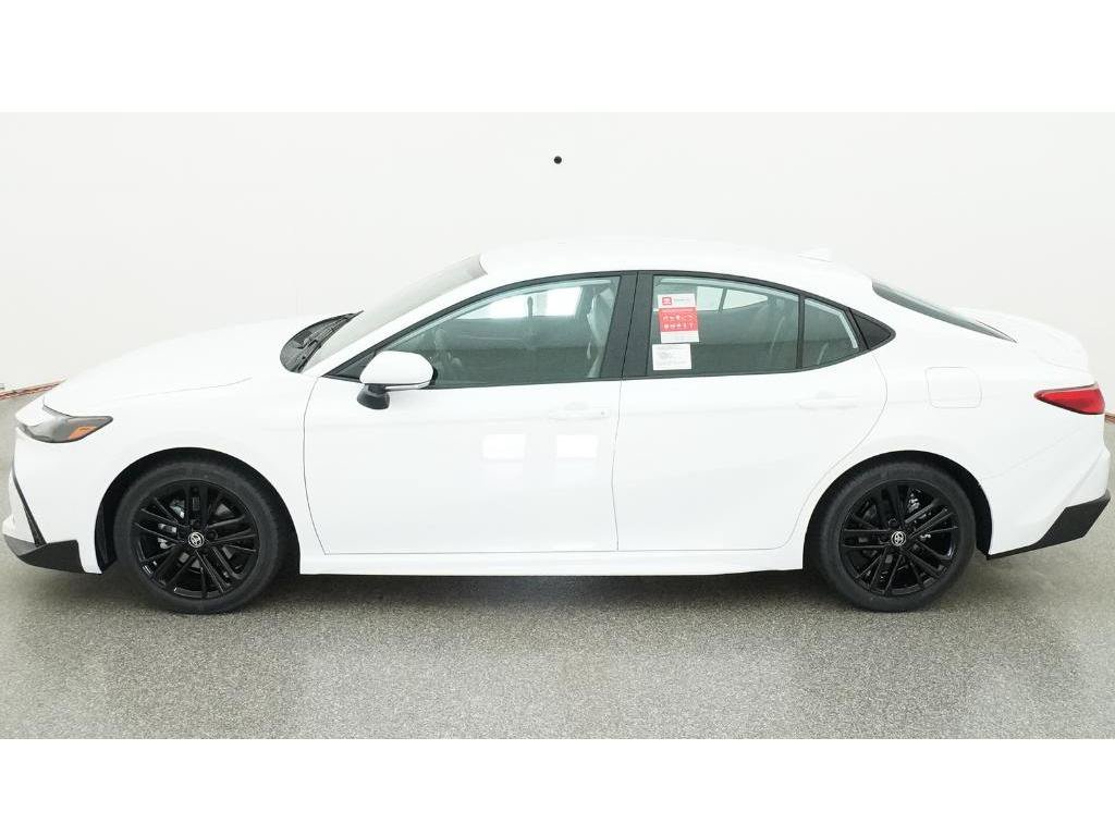 New 2026 Toyota Camry SE FWD image 4
