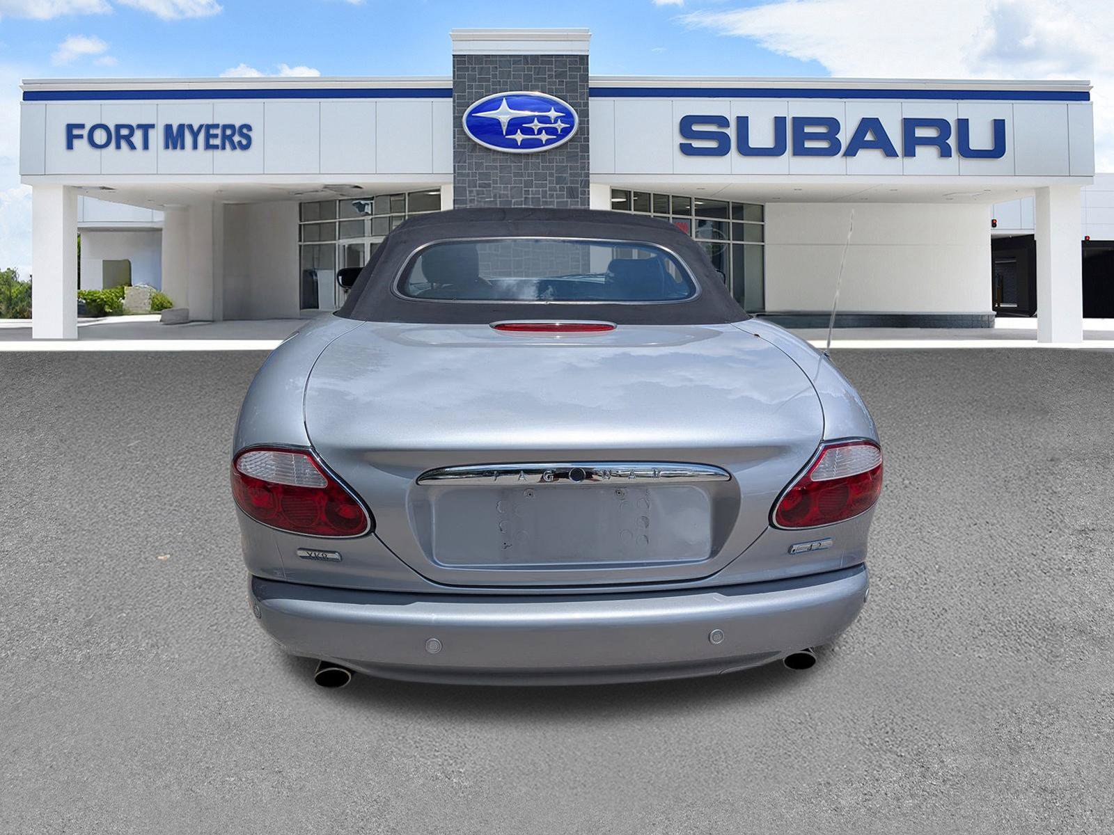 Used 2003 Jaguar XK8 Convertible RWD image 5