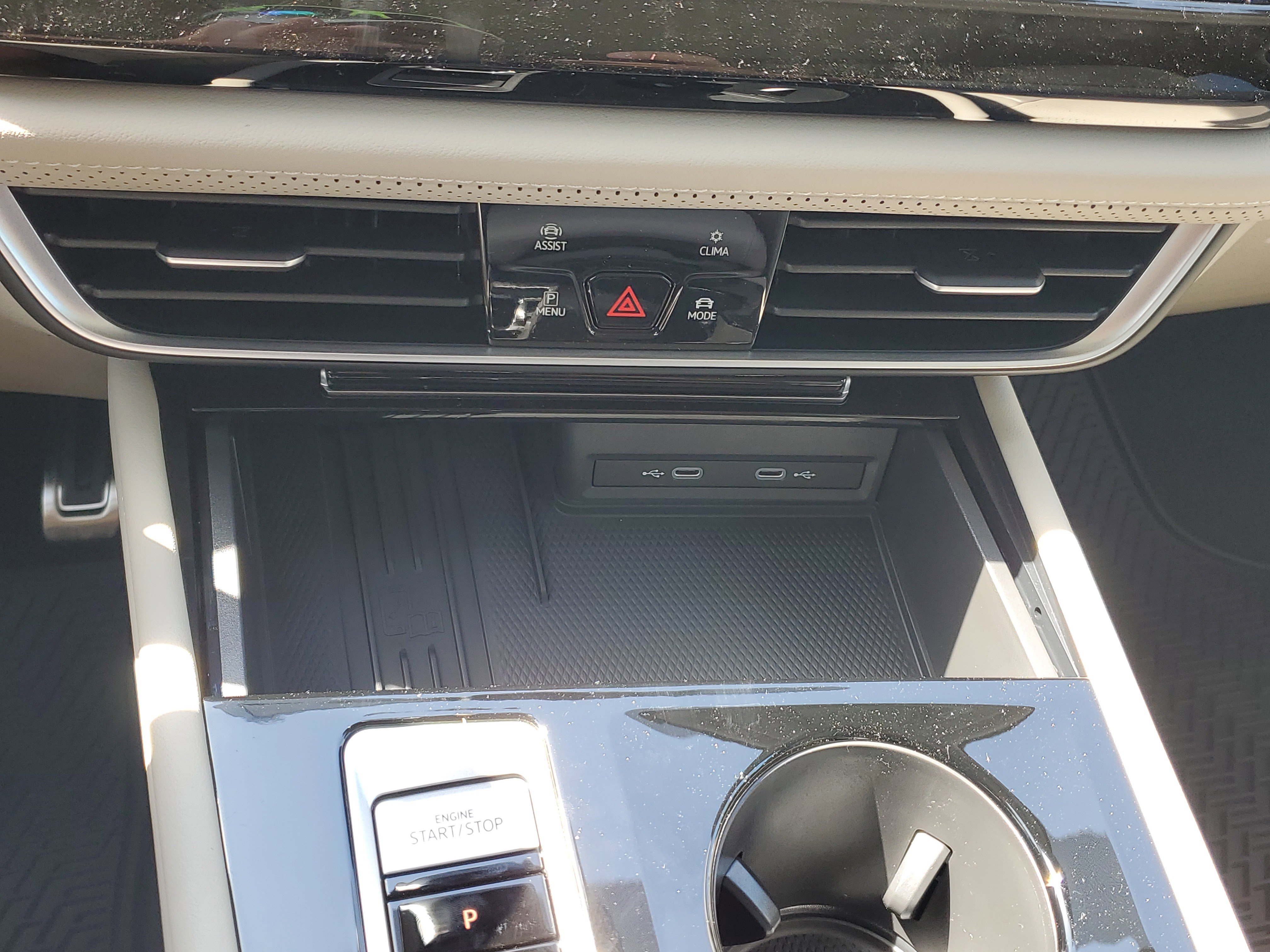 New 2025 Volkswagen Atlas SEL Premium R-Line image 22
