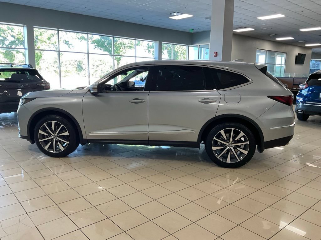 Certified 2026 Acura MDX w/ Technology Package AWD/4WD image 5