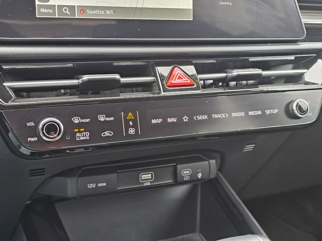 Certified 2023 Kia Niro EX Touring image 31