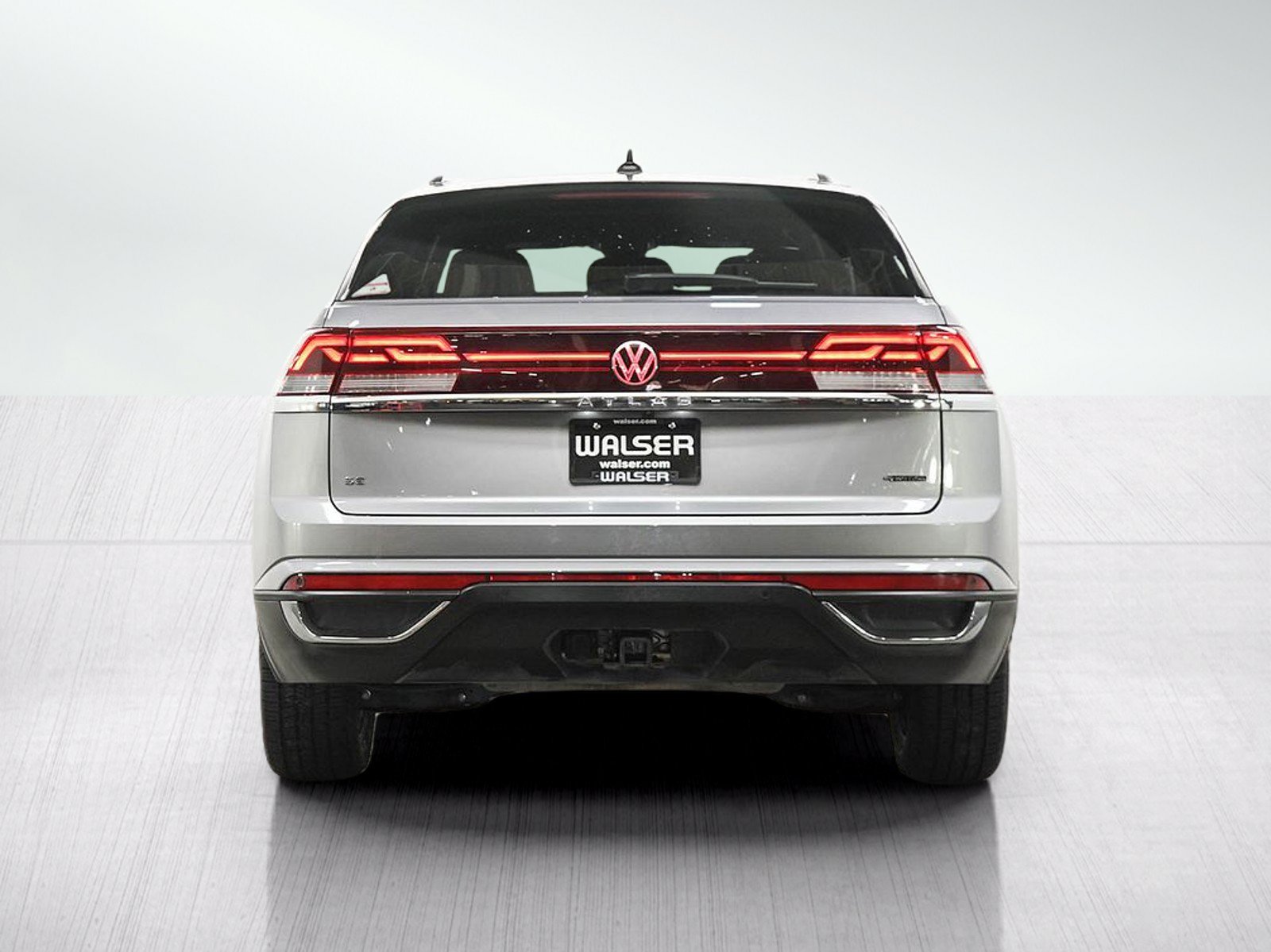 Used 2026 Volkswagen Atlas Cross Sport SE AWD/4WD image 4