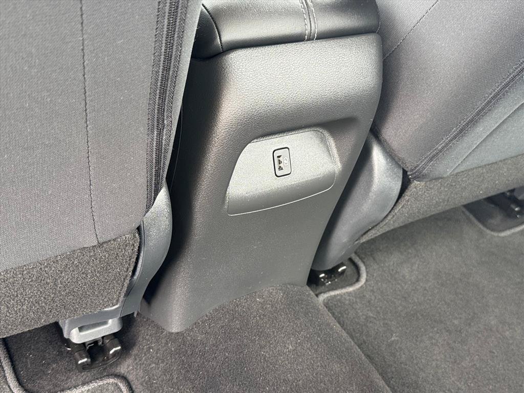 Used 2025 Nissan Sentra SV FWD image 10