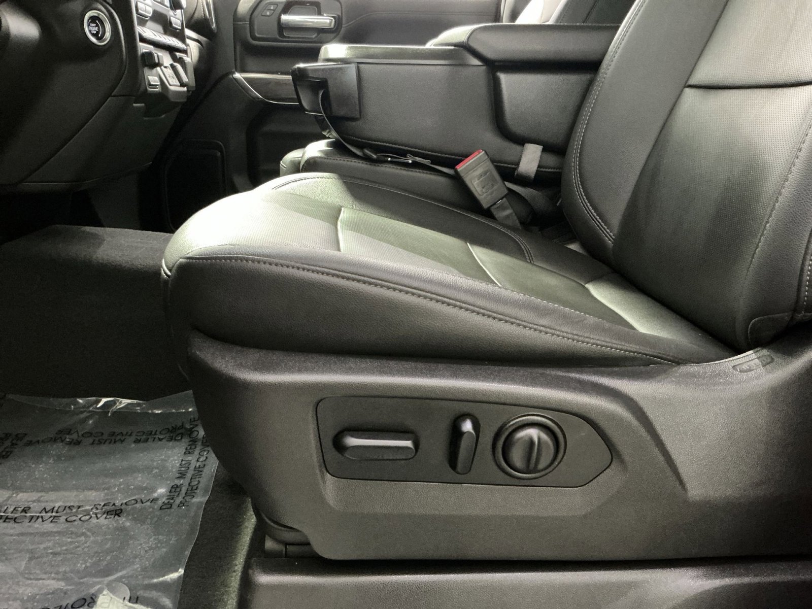 Used 2022 Chevrolet Silverado 2500 LTZ AWD/4WD image 15