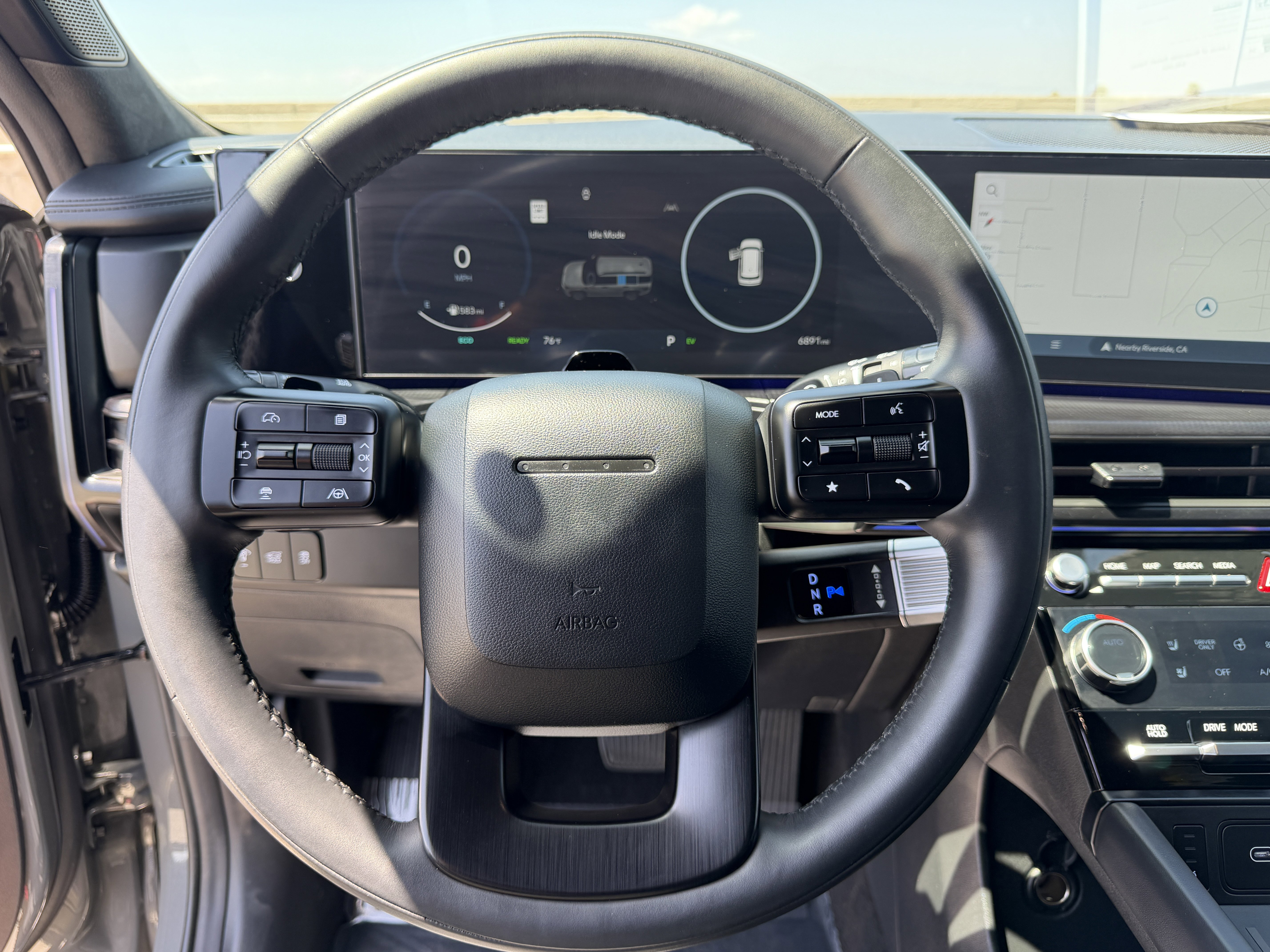 Used 2025 Hyundai Santa Fe Calligraphy AWD/4WD image 23