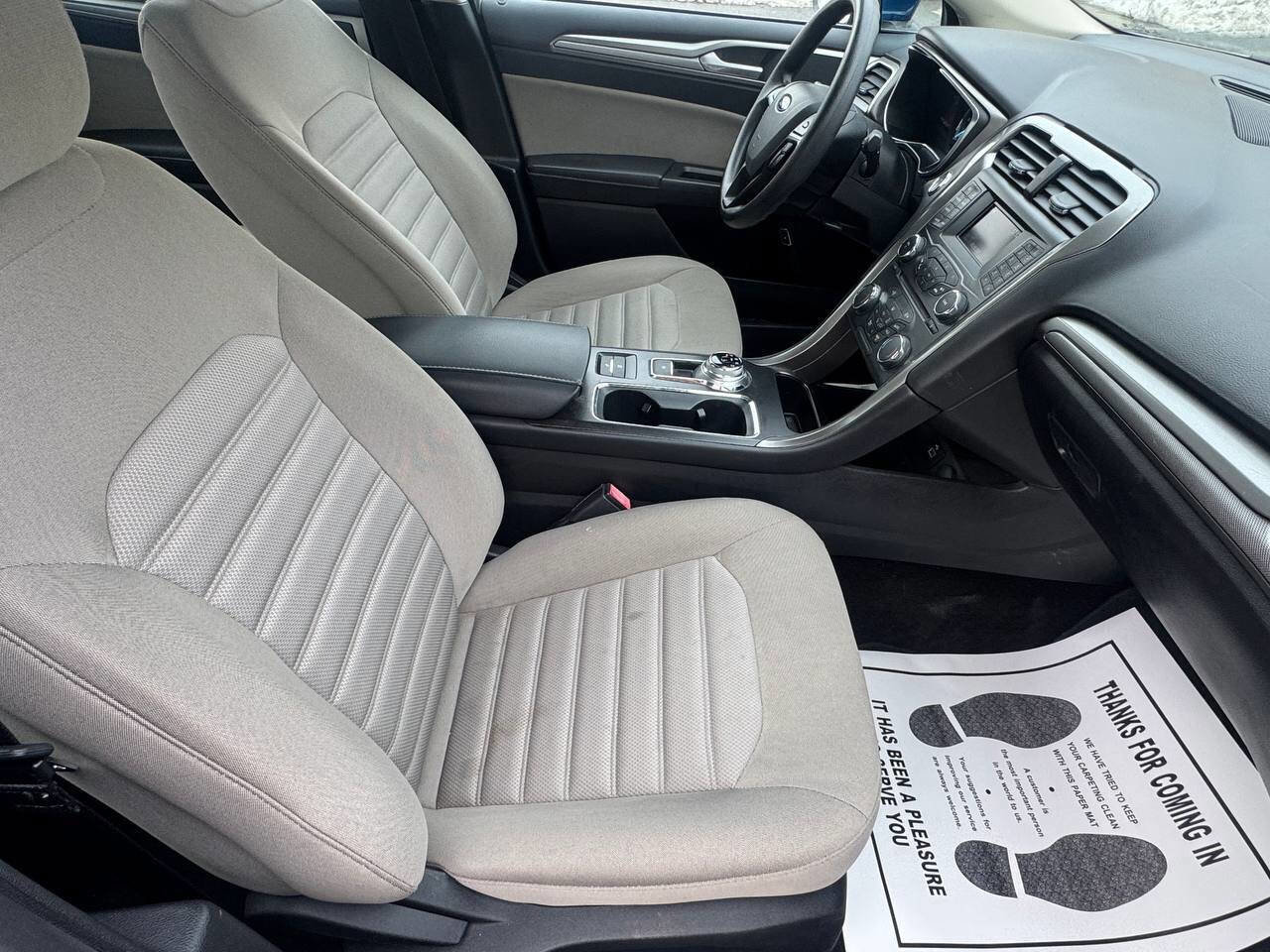 Used 2017 Ford Fusion S image 21