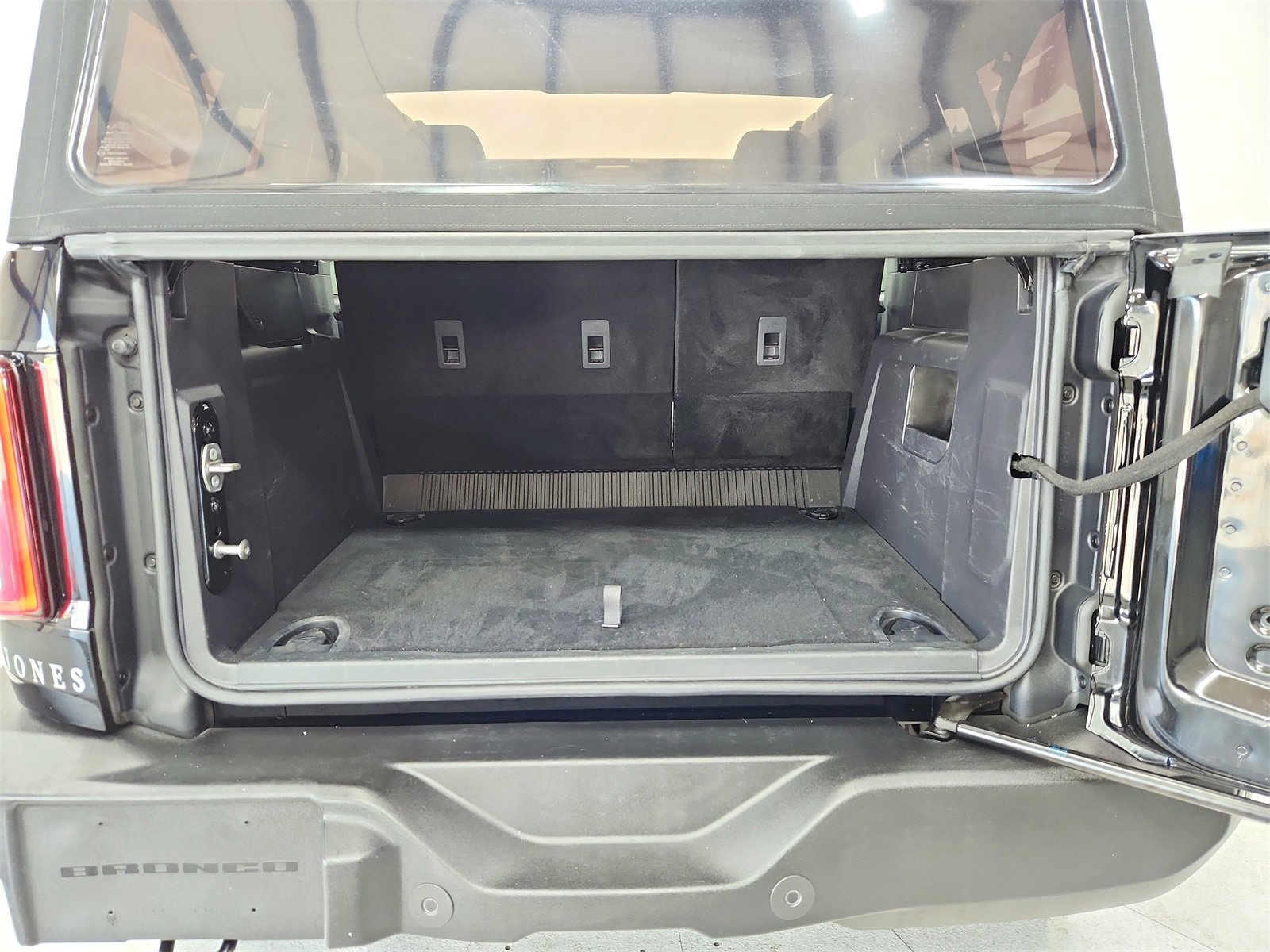 Used 2022 Ford Bronco Outer Banks image 40