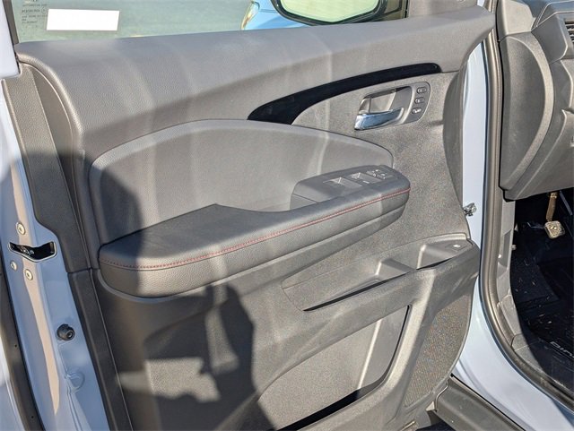 New 2026 Honda Ridgeline Black Edition image 11