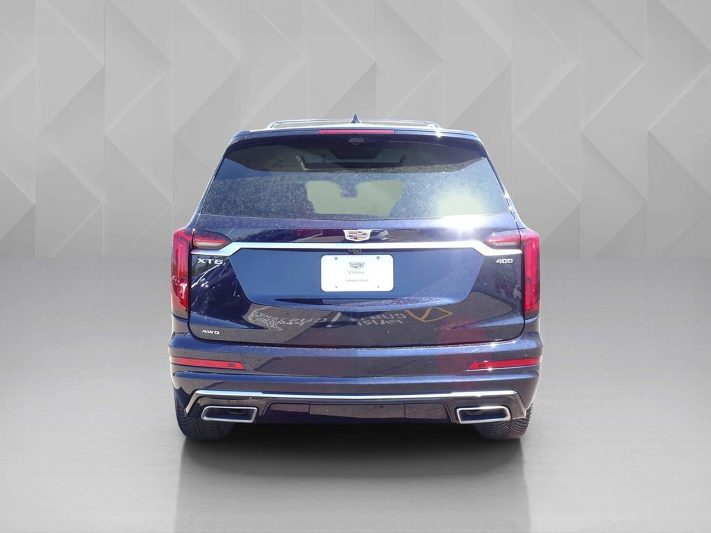 Used 2021 Cadillac XT6 Premium Luxury AWD/4WD image 4
