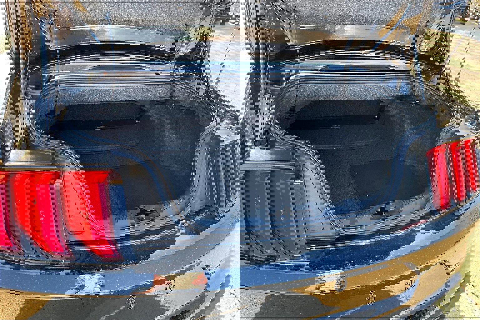 Used 2022 Ford Mustang Convertible w/ Equipment Group 101A image 18