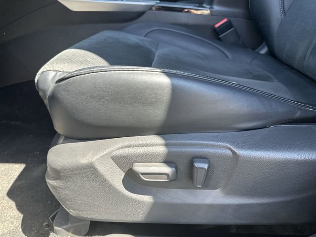 Used 2025 Mitsubishi Eclipse Cross SE image 16