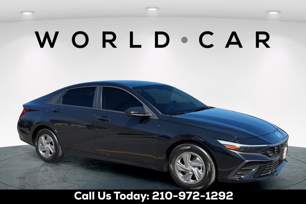 Certified 2025 Hyundai Elantra SE