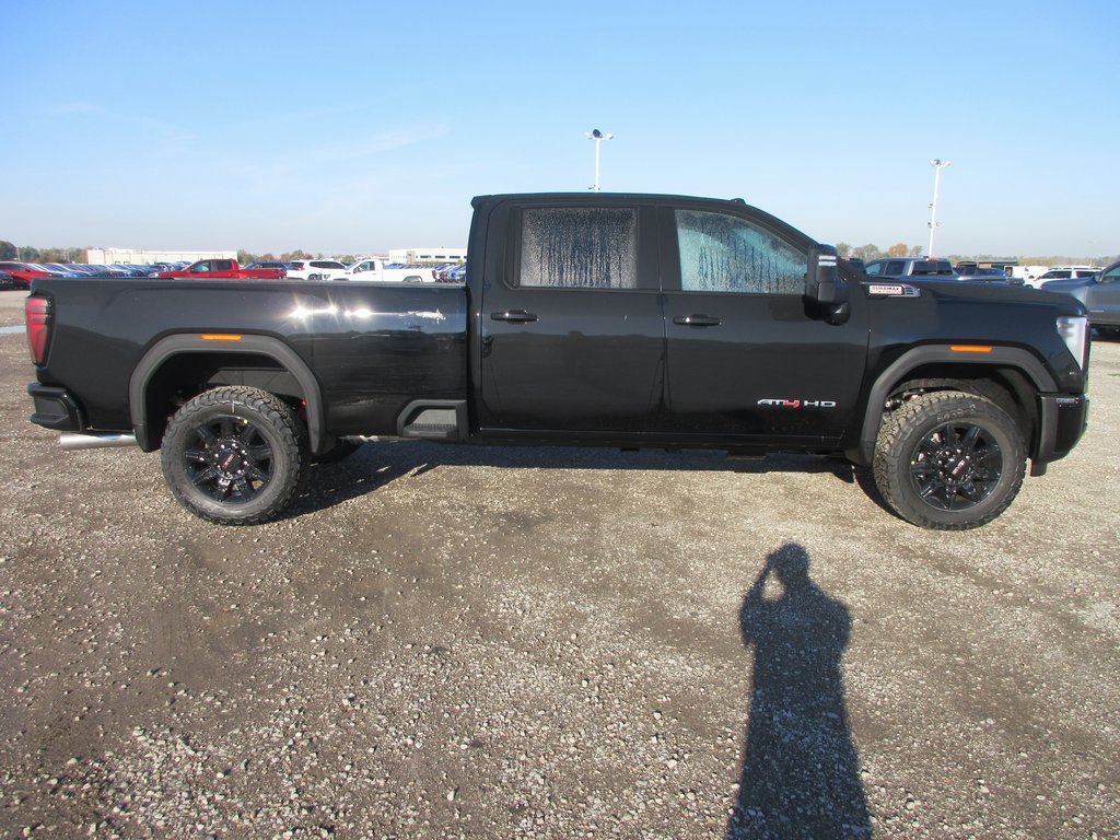 New 2026 GMC Sierra 3500 AT4 image 3