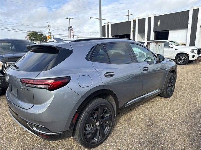 Used 2021 Buick Envision Essence w/ Sport Touring Package image 6