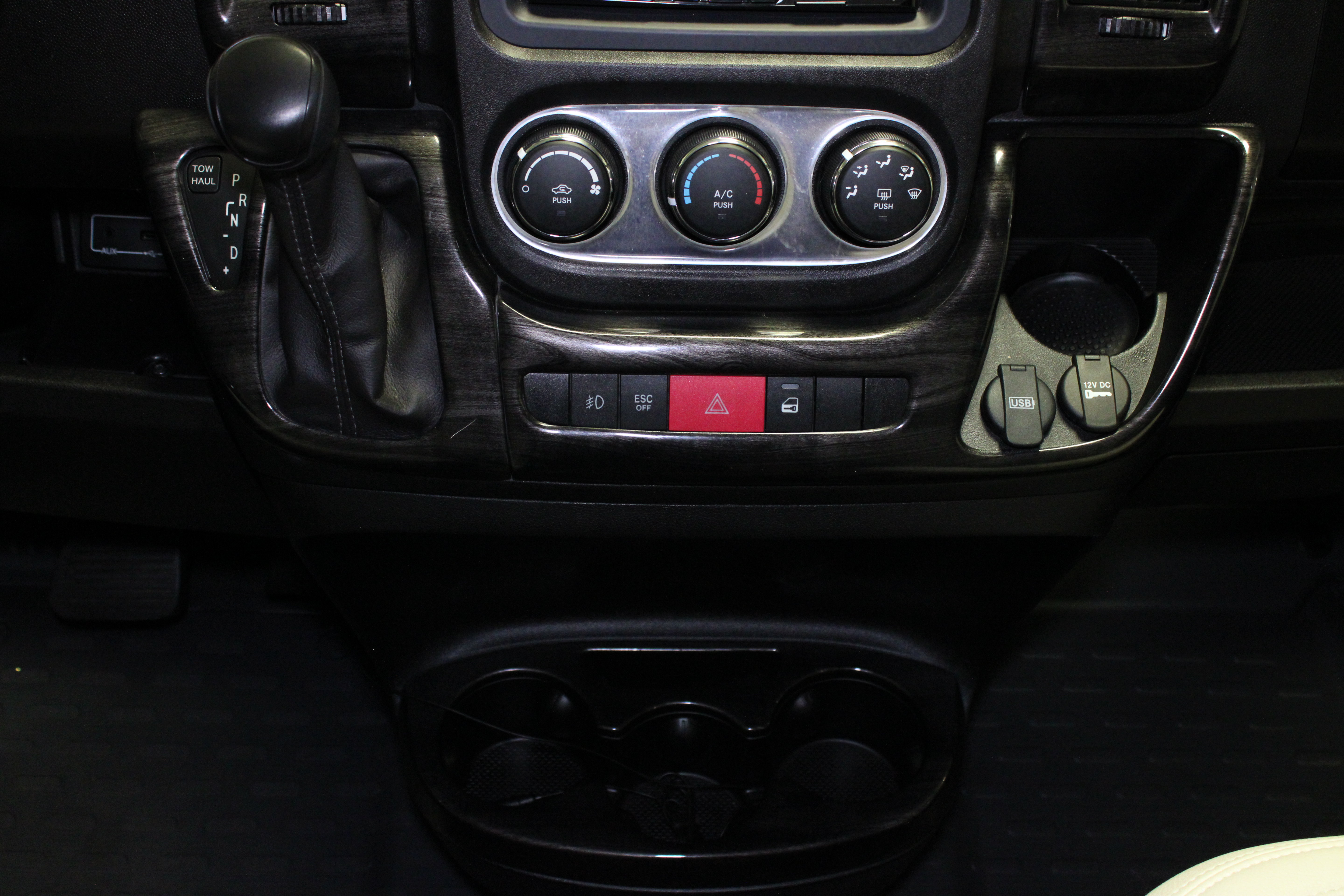 Used 2021 RAM ProMaster 3500 w/ Premium Appearance Group FWD image 34