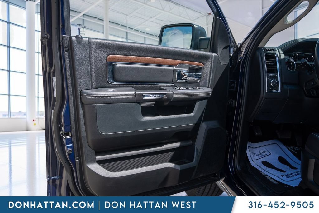 Used 2016 RAM 1500 Laramie AWD/4WD image 15