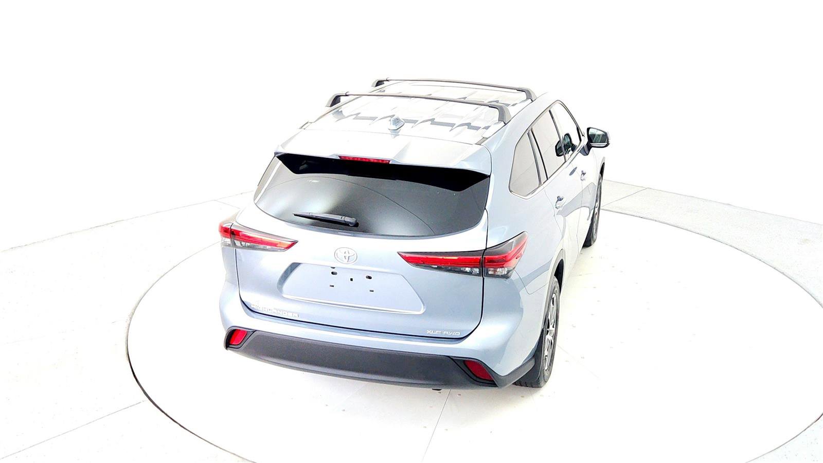 Certified 2020 Toyota Highlander XLE image 17