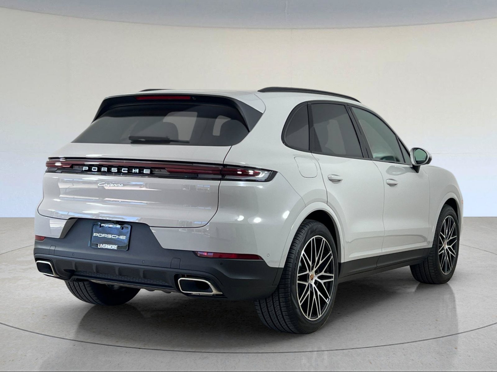 New 2026 Porsche Cayenne AWD/4WD image 8