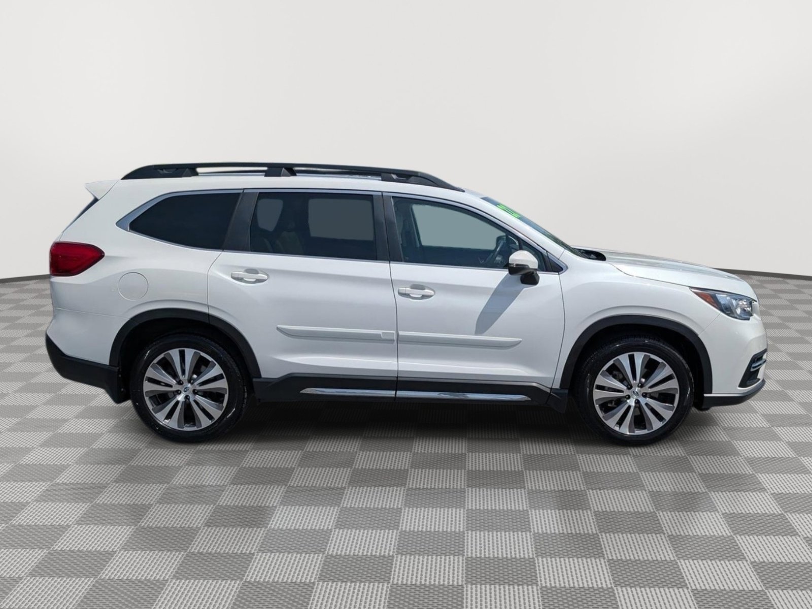 Used 2022 Subaru Ascent Limited w/ Technology Package AWD/4WD image 6