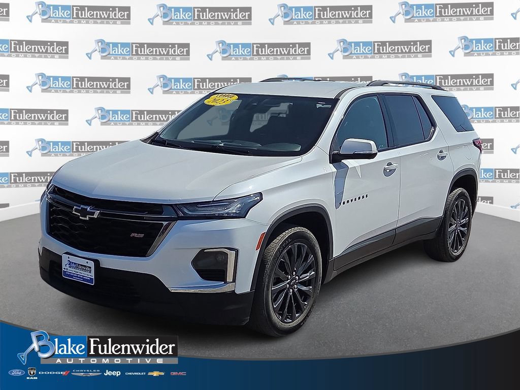 Used 2023 Chevrolet Traverse RS