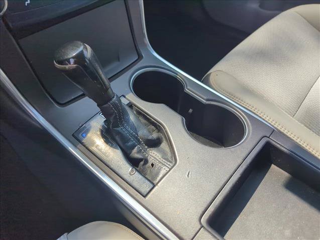 Used 2016 Toyota Camry SE FWD image 17