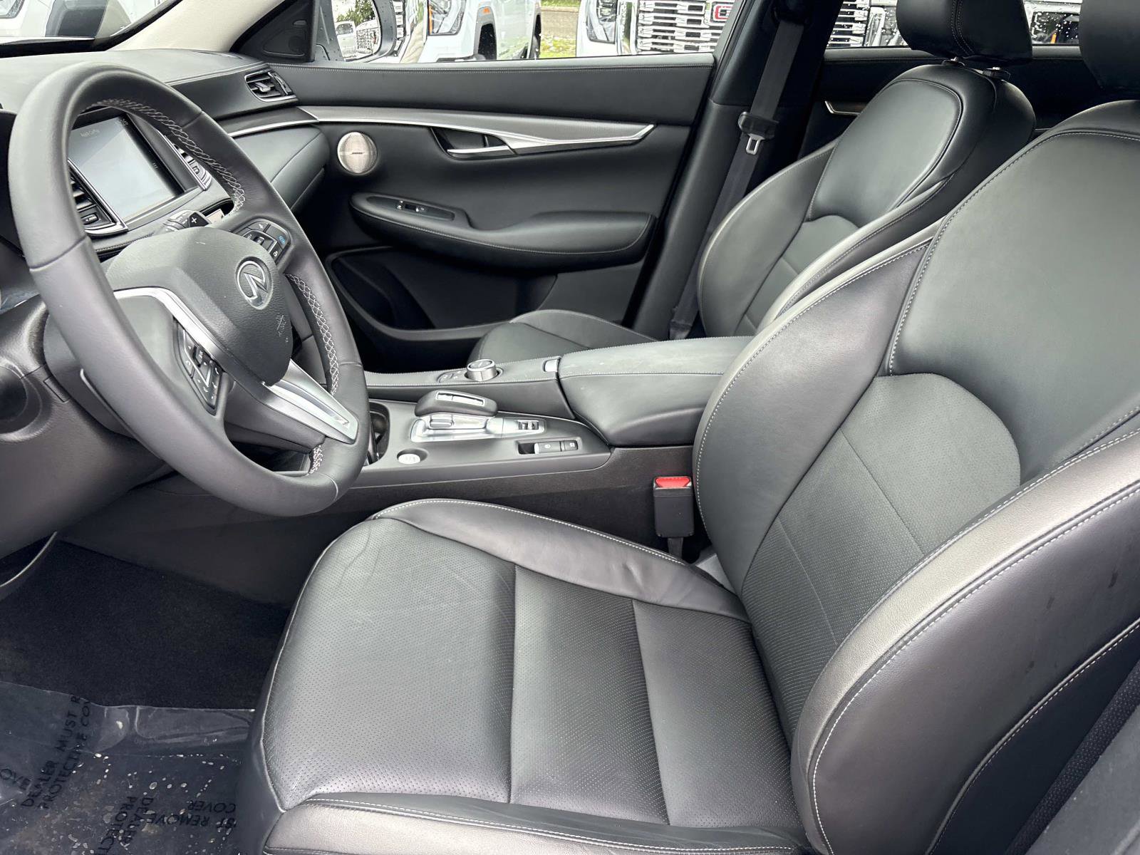 Used 2023 INFINITI QX50 Luxe AWD/4WD image 16
