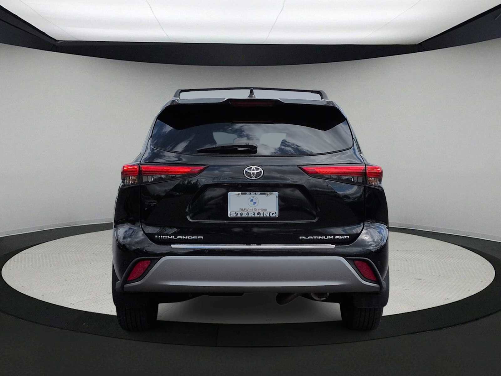Used 2022 Toyota Highlander Platinum AWD/4WD image 7